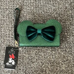 Disney's Minnie Mouse Ears & Bow Tech Wallet